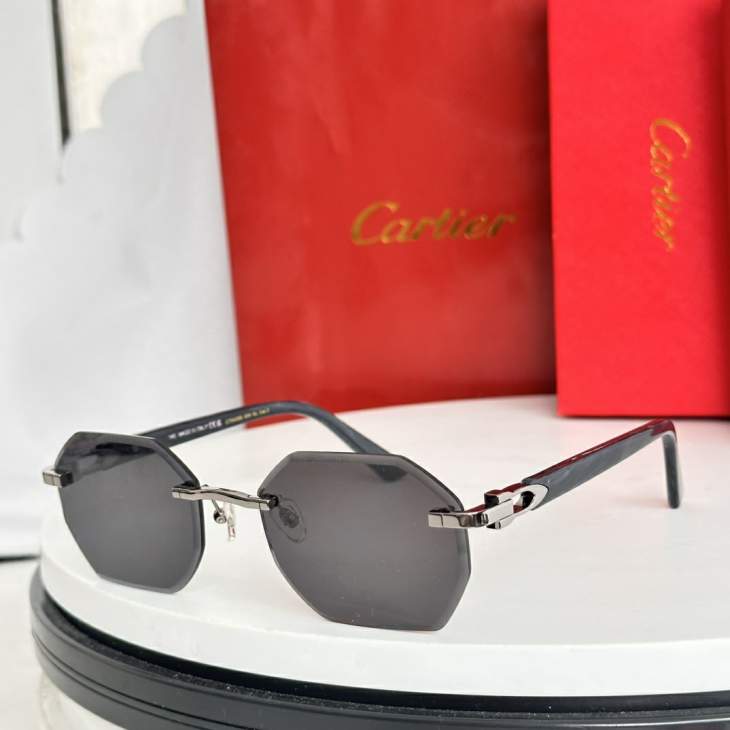 Picture of Cartier Sunglasses _SKUfw77709842fw